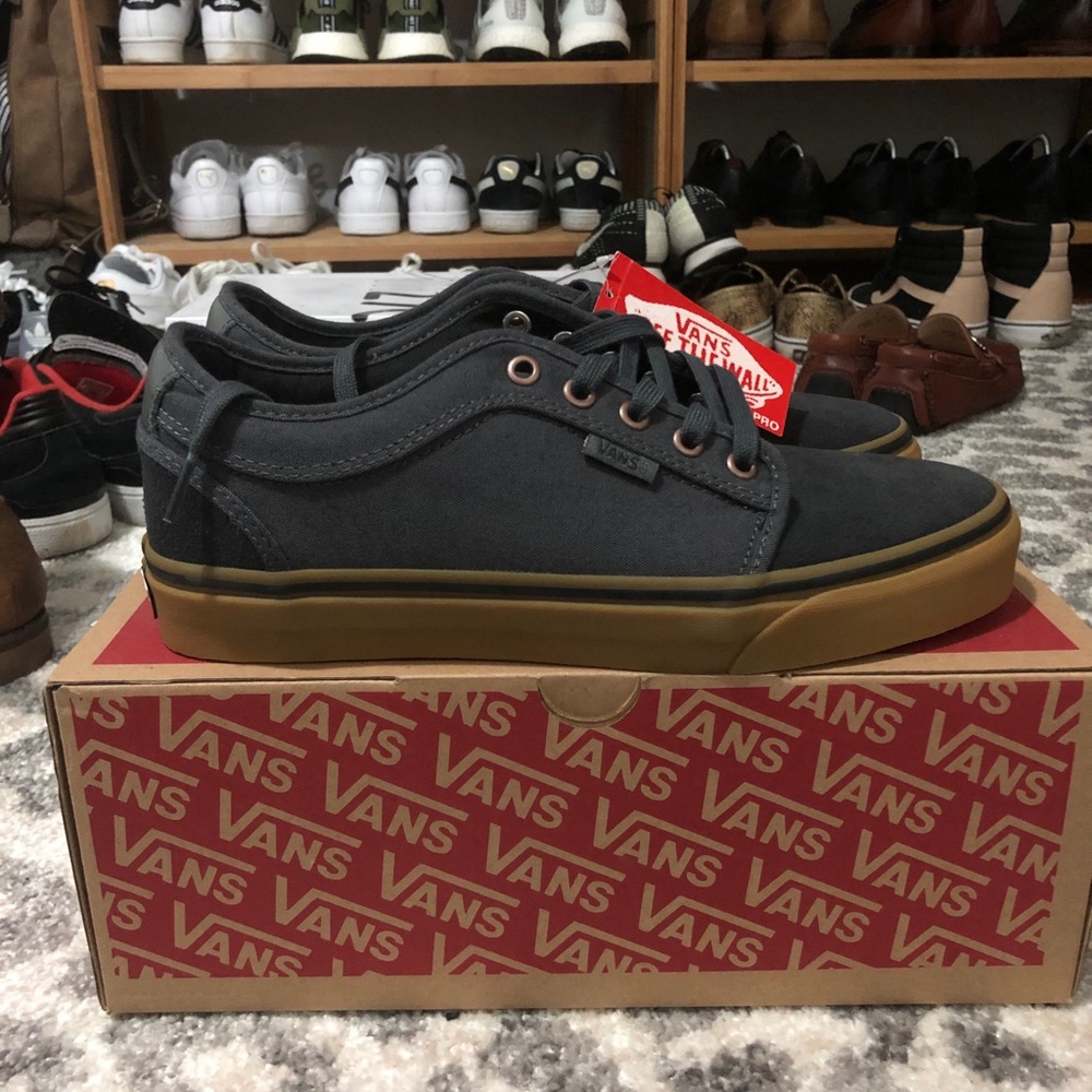 Vans Chucka Low size 8 Men’s